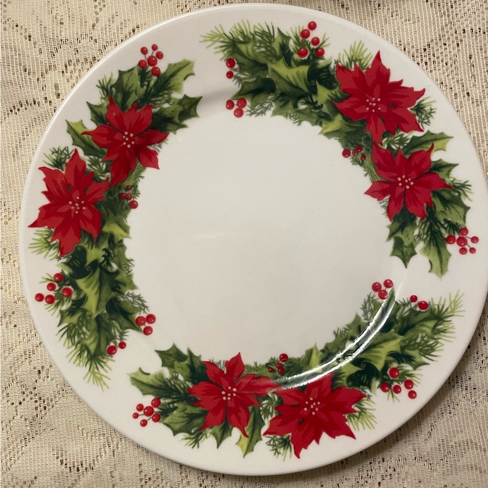 8 Vintage Poinsettia by China Porcelain Christmas 7.5”  Dessert Salad Plates